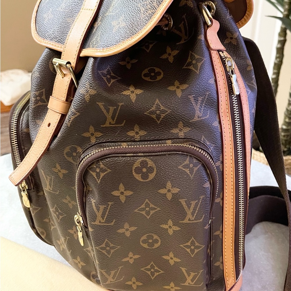 LOUIS VUITTON Monogram Bosphore Backpack - Picture 4 of 16